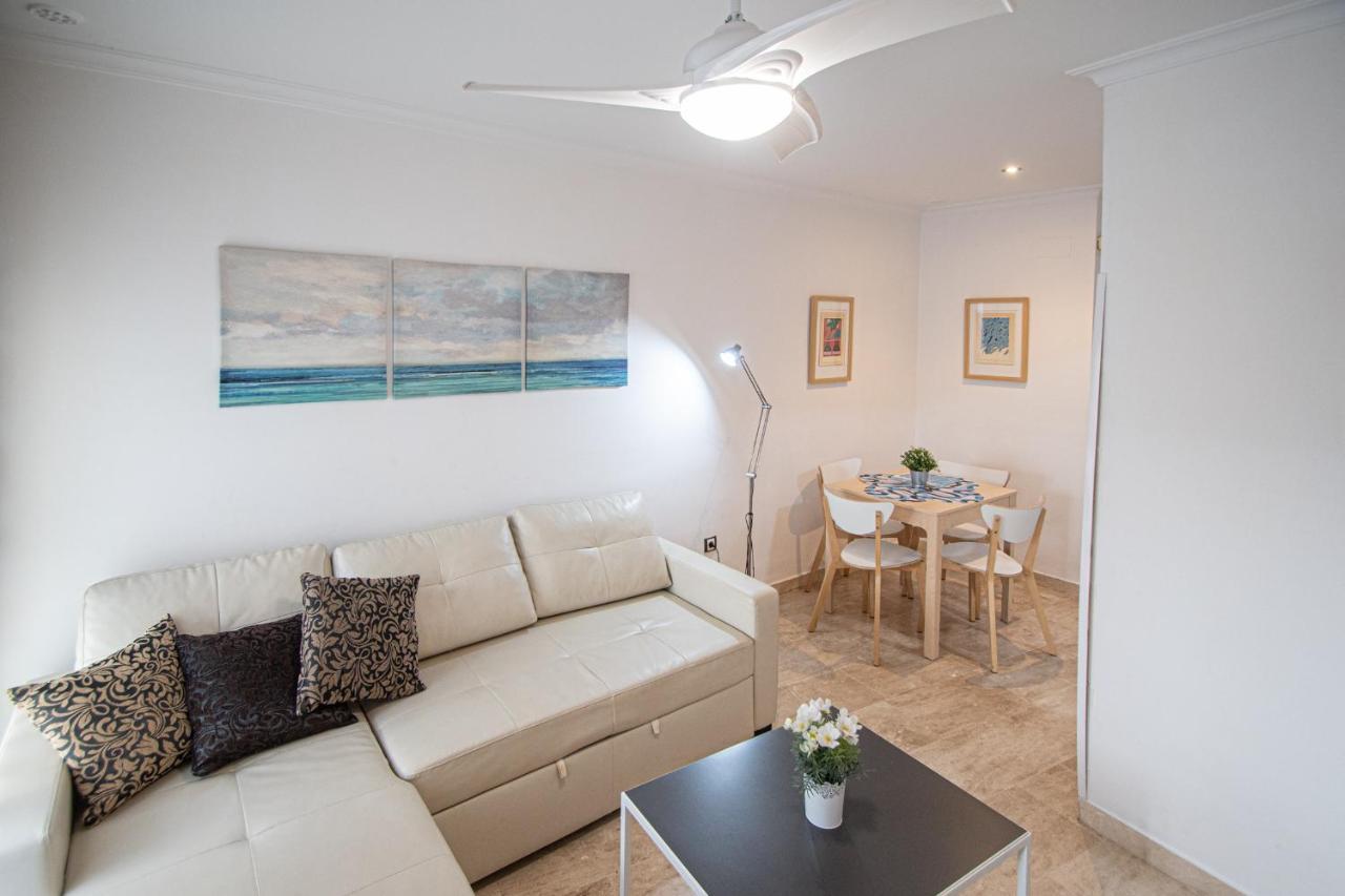 Apartamento Las Letras Gaditanas กาดิซ ภายนอก รูปภาพ