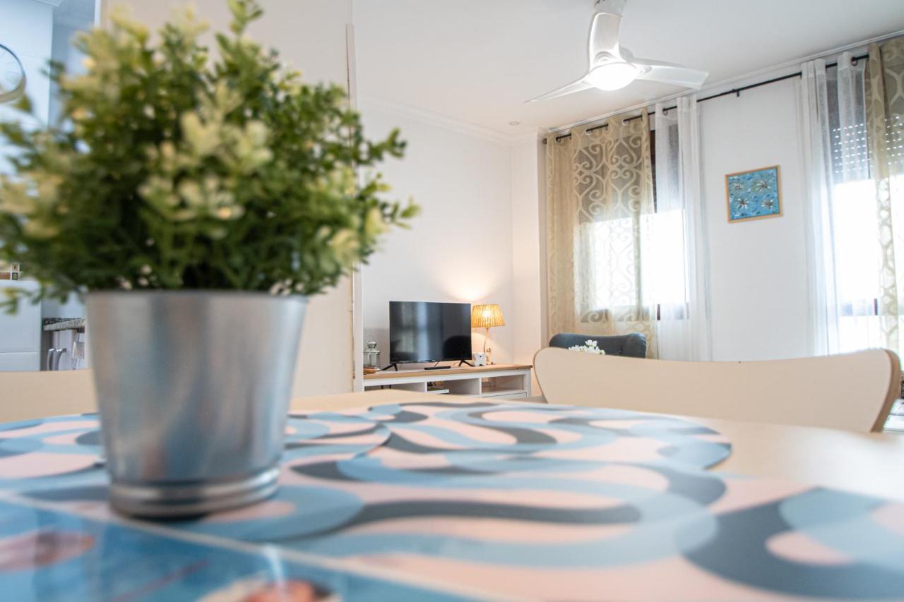 Apartamento Las Letras Gaditanas กาดิซ ภายนอก รูปภาพ