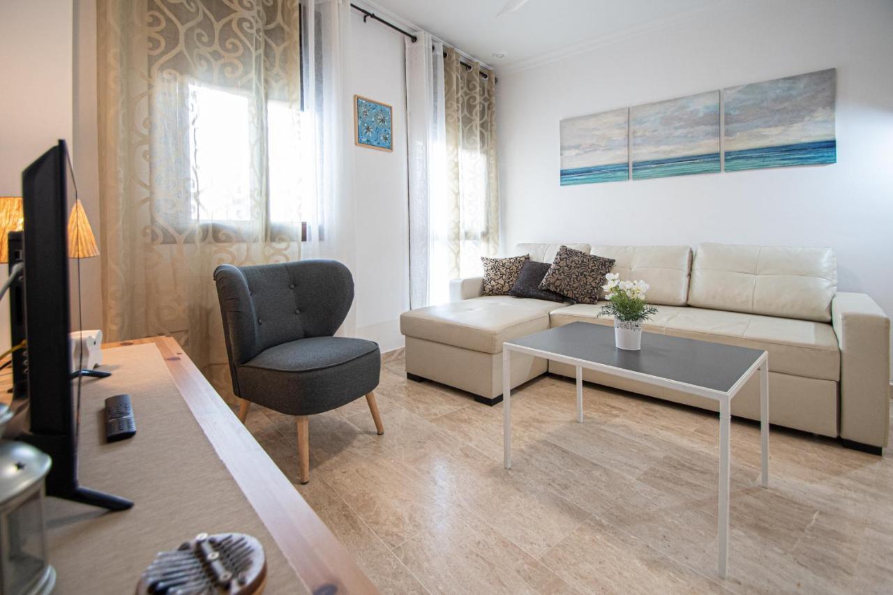 Apartamento Las Letras Gaditanas กาดิซ ภายนอก รูปภาพ