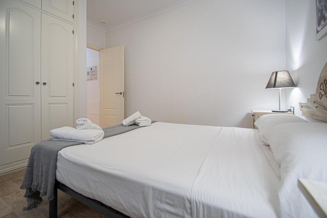 Apartamento Las Letras Gaditanas กาดิซ ภายนอก รูปภาพ