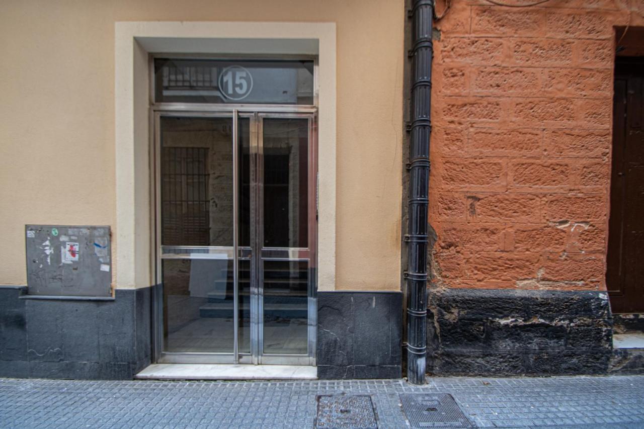 Apartamento Las Letras Gaditanas กาดิซ ภายนอก รูปภาพ