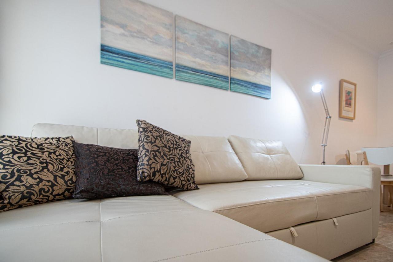 Apartamento Las Letras Gaditanas กาดิซ ภายนอก รูปภาพ